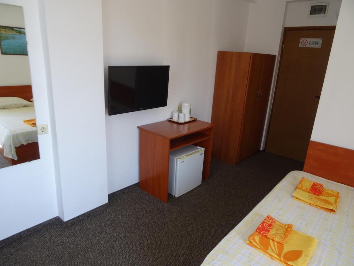 Dobrevi Guest House Primorsko Extérieur photo